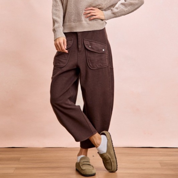 Bibi Brown Washed Terry Pockets Cropped Barrel Style Pants - Picture 5 of 6